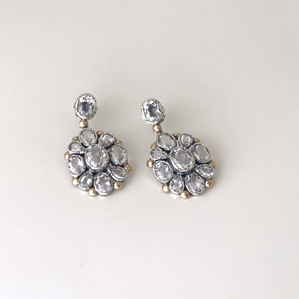 Brinco flor cristal Rocha e ouro