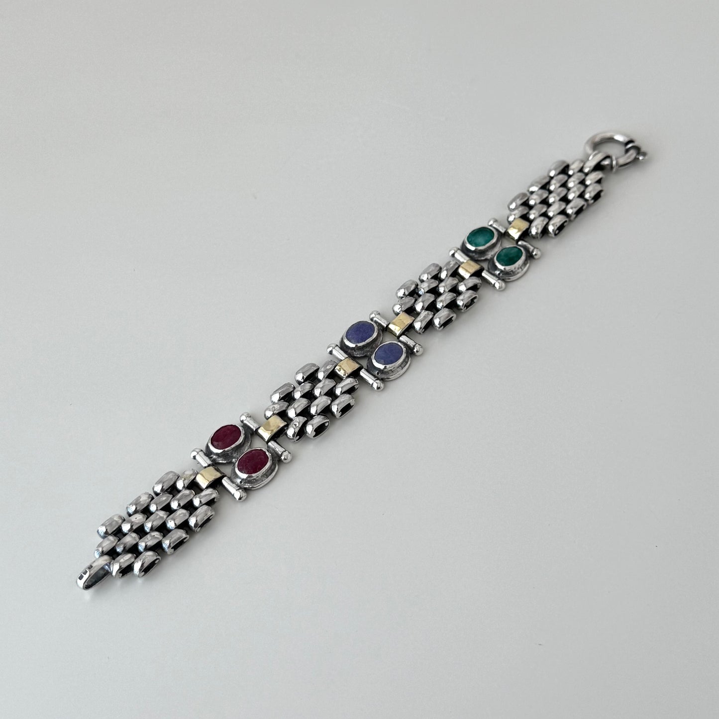 Pulseira em prata com pedras coloridas