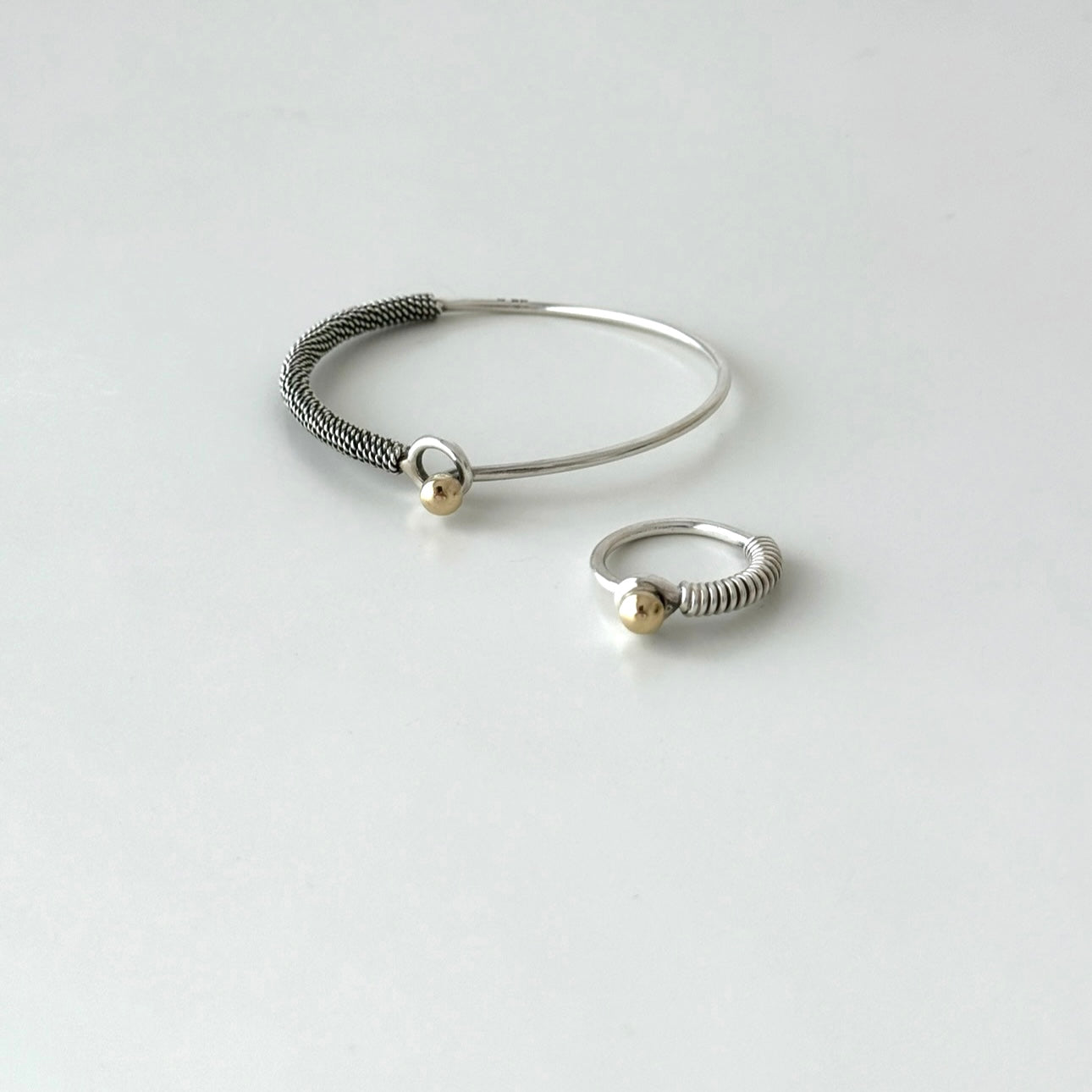 Anel com pepita em ouro