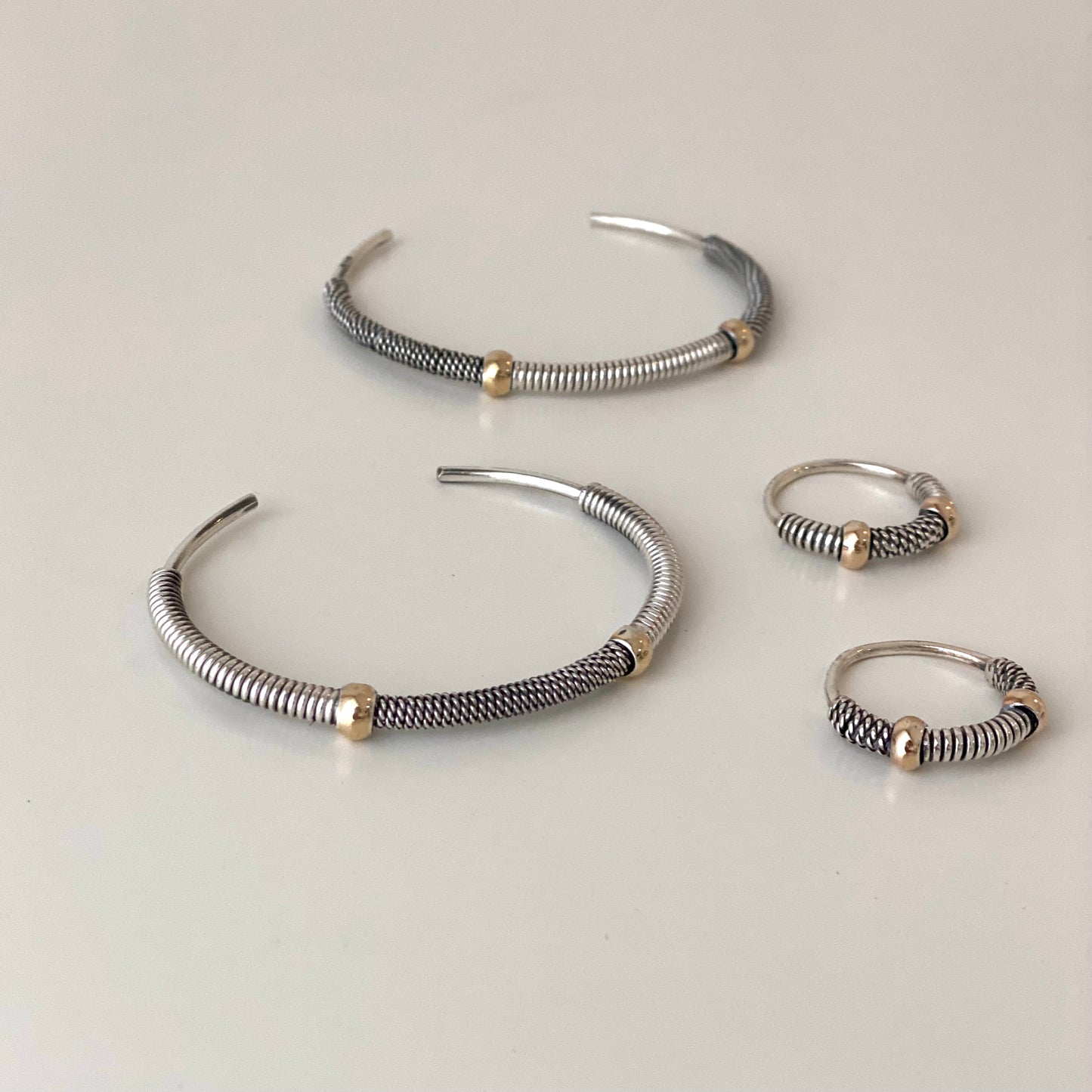 Anel entrançado (pequeno)