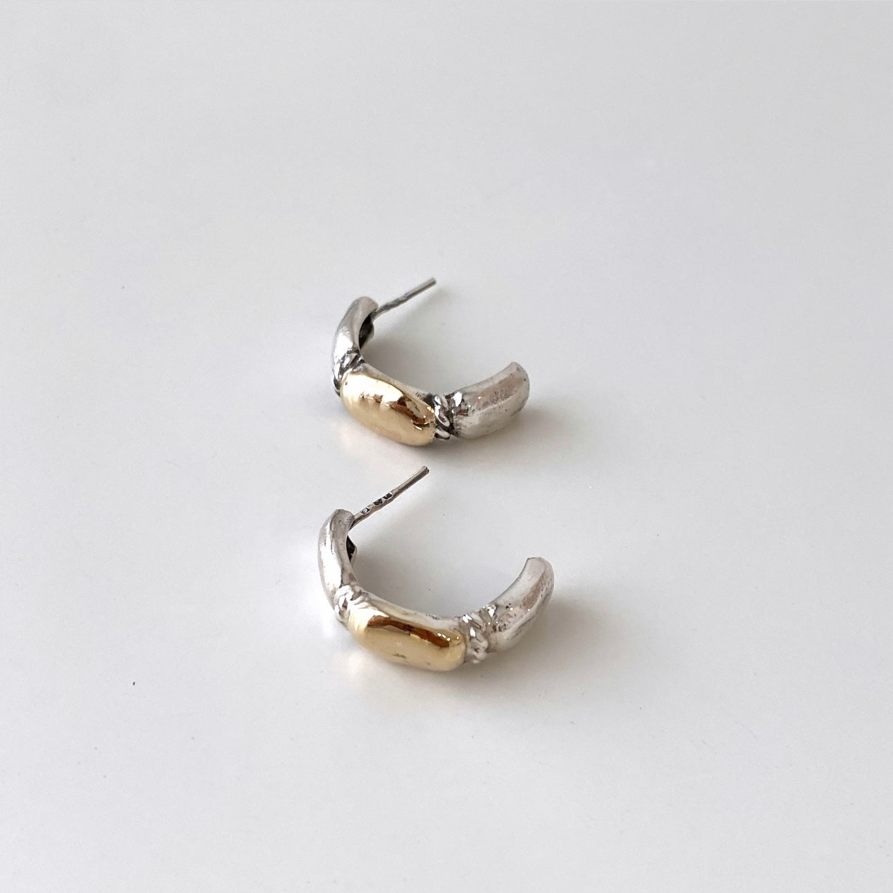 Brinco pepitas ovais