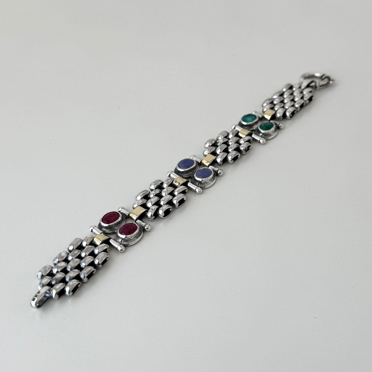 Pulseira em prata com pedras coloridas