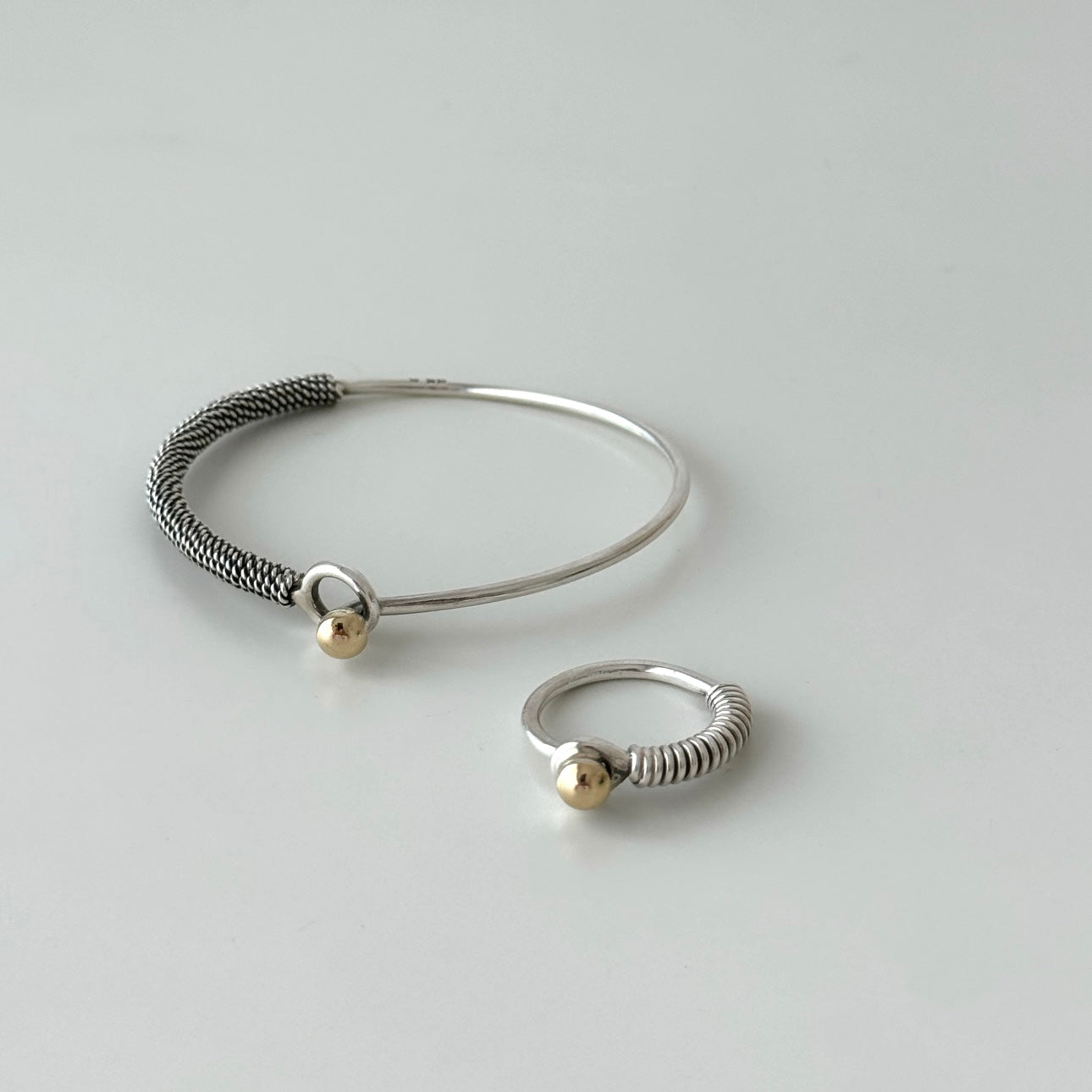 Anel com pepita em ouro